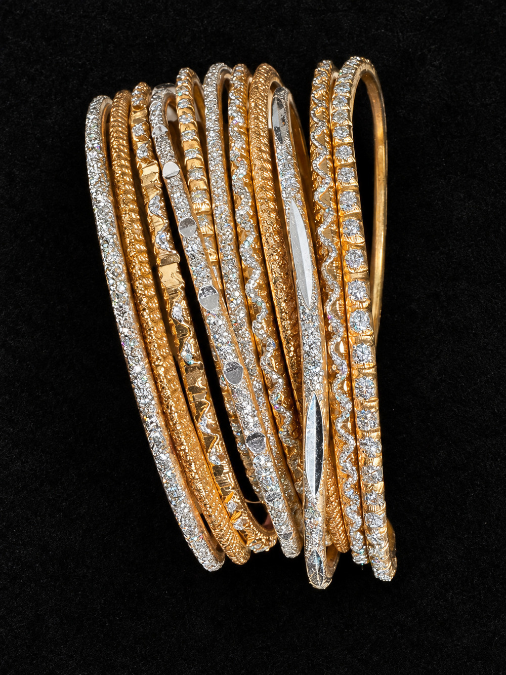 ⚜️ Bangle Stack Set | Gold-Tone & Rhinestone | Multi-Design 💗